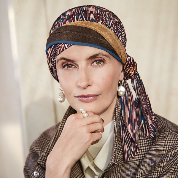 HocBeatrice w/ Ribbons - Ikat Mystery